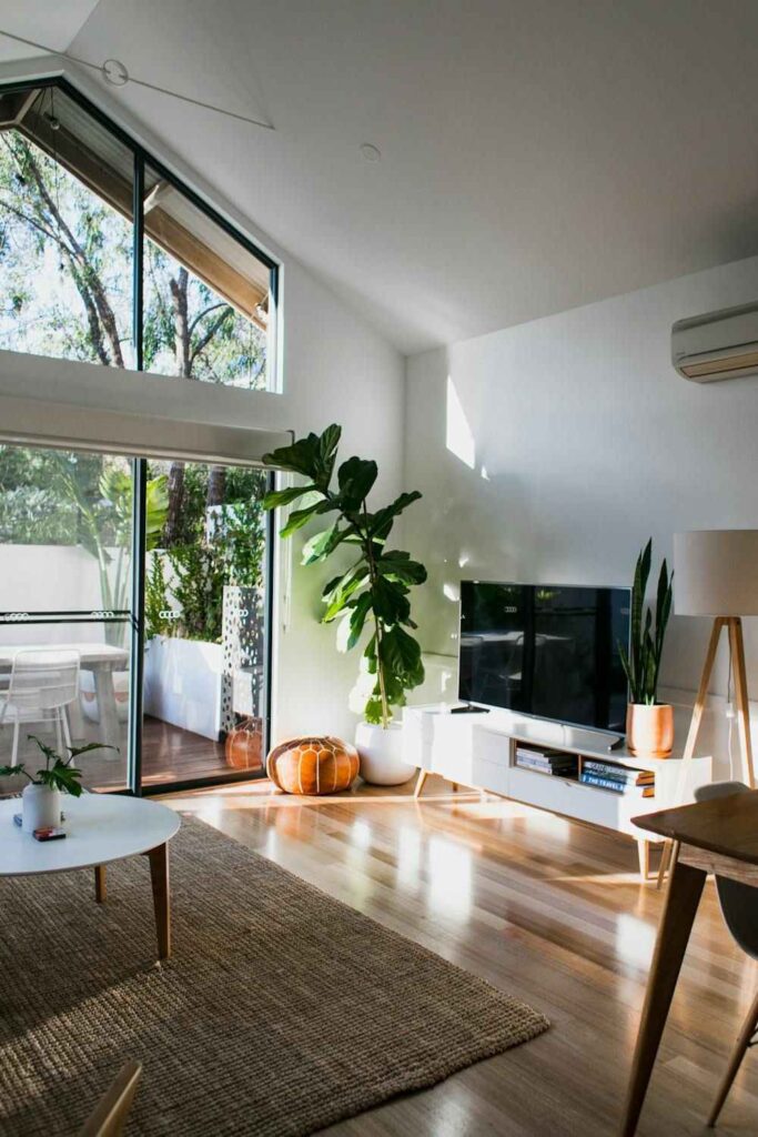 Decorate the Room