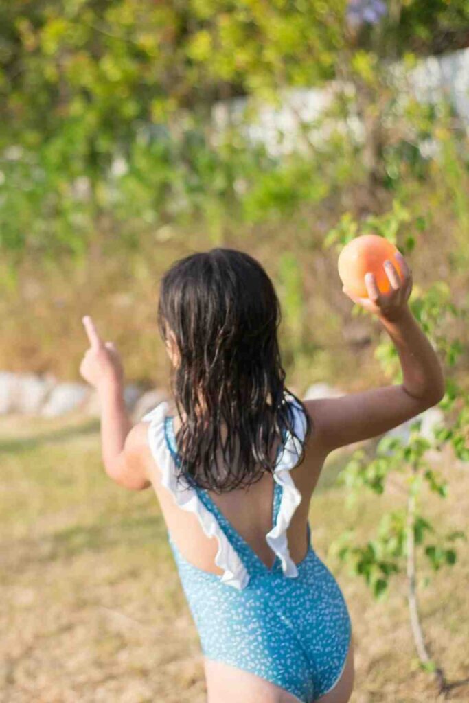 Water Balloon Toss